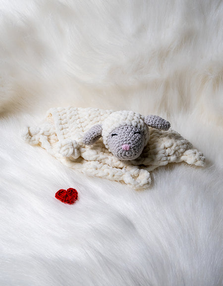 Crochet Lamb Baby Comforter